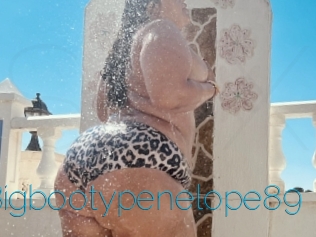 Bigbootypenelope89