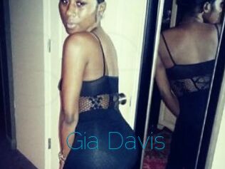 Gia_Davis