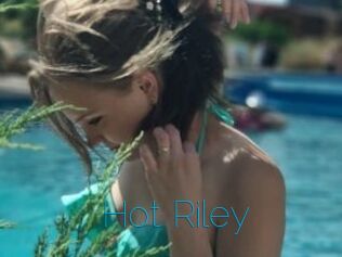 Hot_Riley