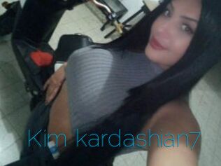 Kim_kardashian7