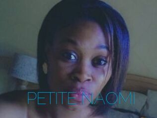 PETITE_NAOMI