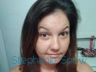 Stephanie_Snow