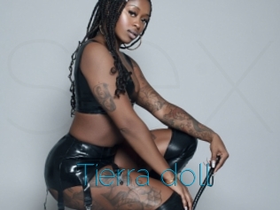 Tierra_doll
